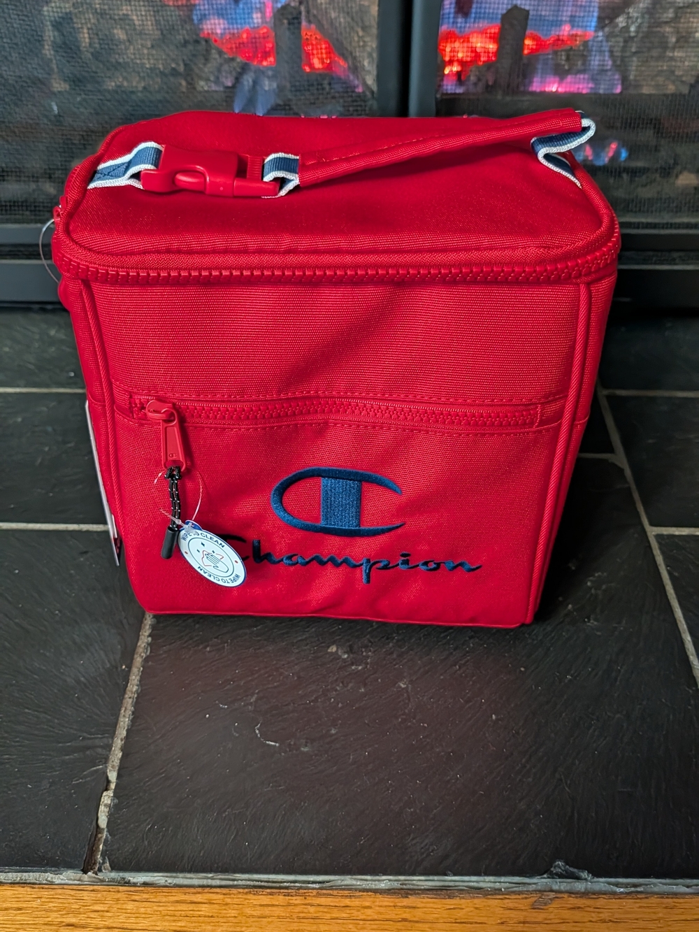 Champion Red Soft-Sided Lunch Box Kit Lunch Tote with Navy Logo Nwt